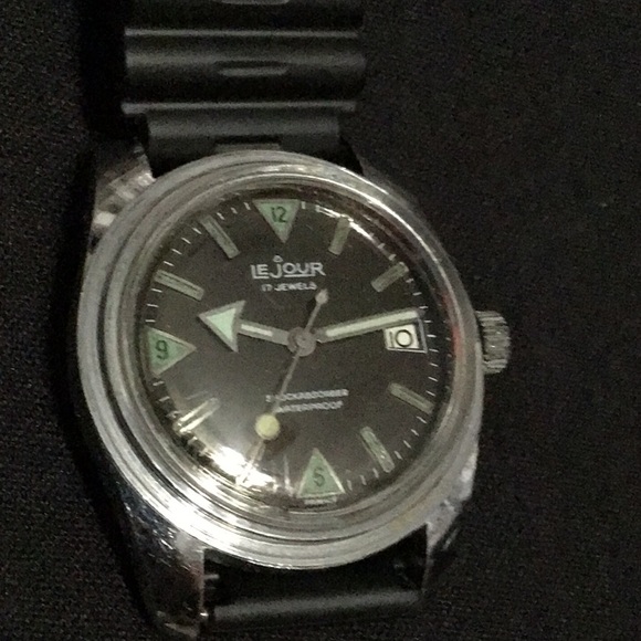 Vintage Le Jour Men’s Dive Watch 17 Jewel Swiss automatic - Picture 5 of 6